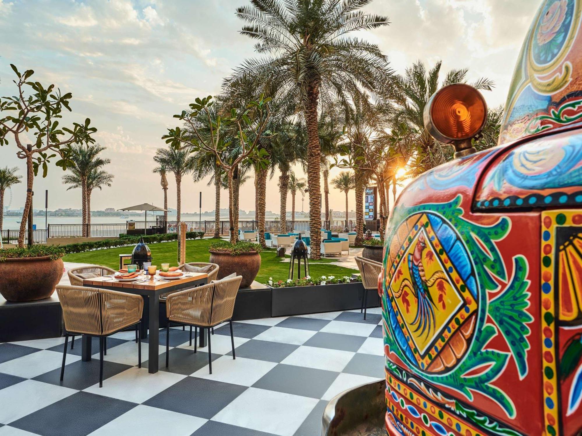 Отель Fairmont The Palm Дубай Экстерьер фото