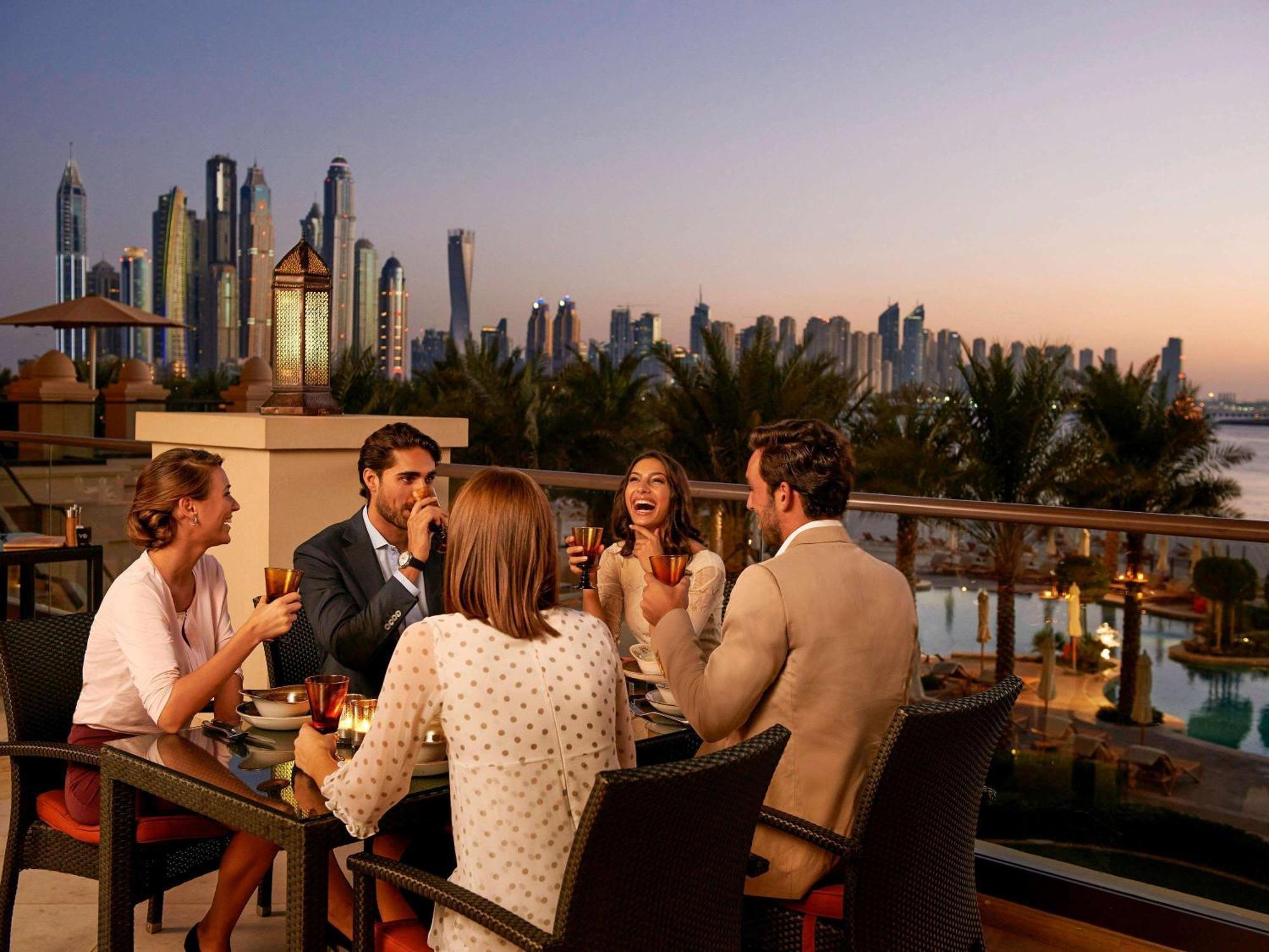 Отель Fairmont The Palm Дубай Экстерьер фото